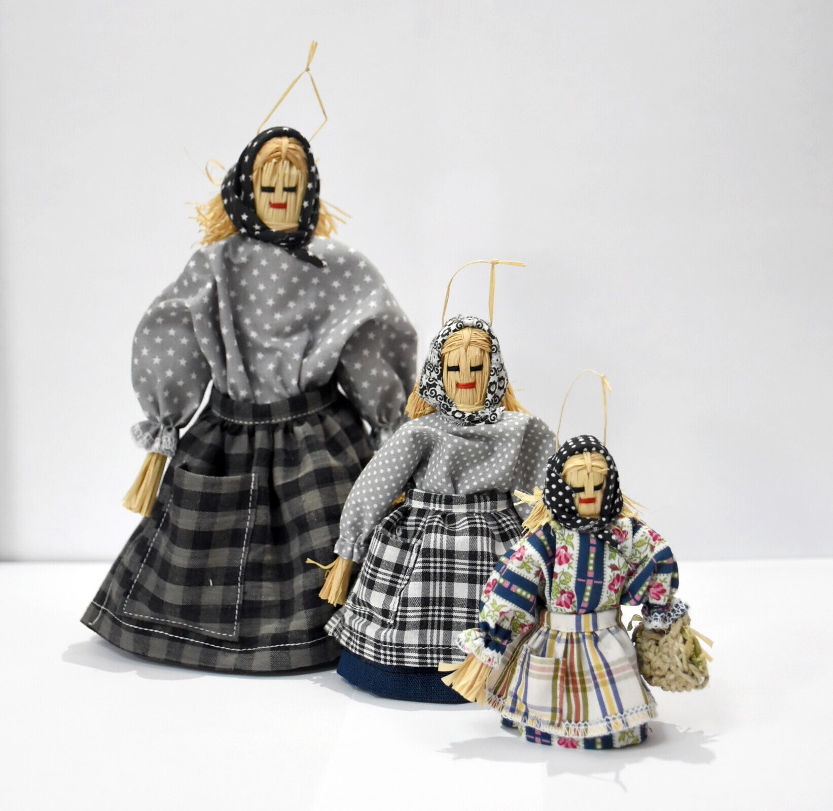 Boneca "Bruxa d Arruda" - Média